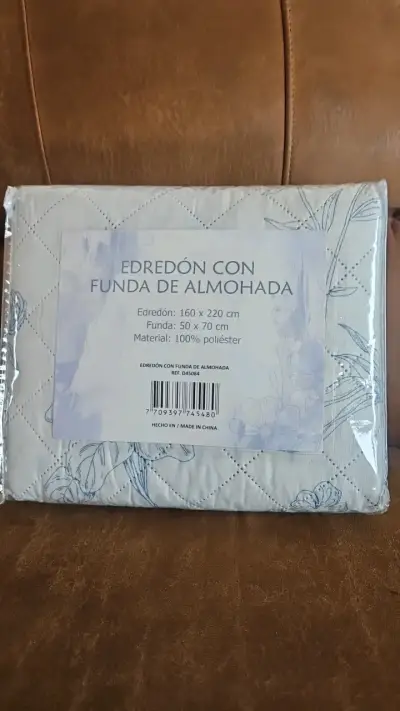 Edredón con funda de almohada 100% poliéster - miniatura 1