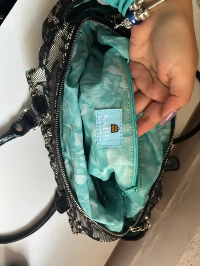 Cartera Kathy de encaje negro elegante - 4