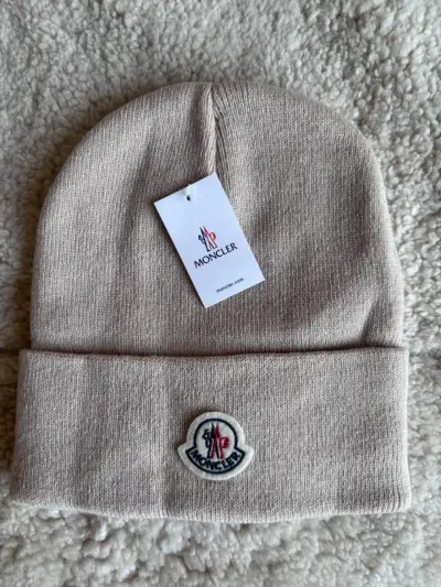 Gorro de lana Moncler beige con logo - miniatura 1