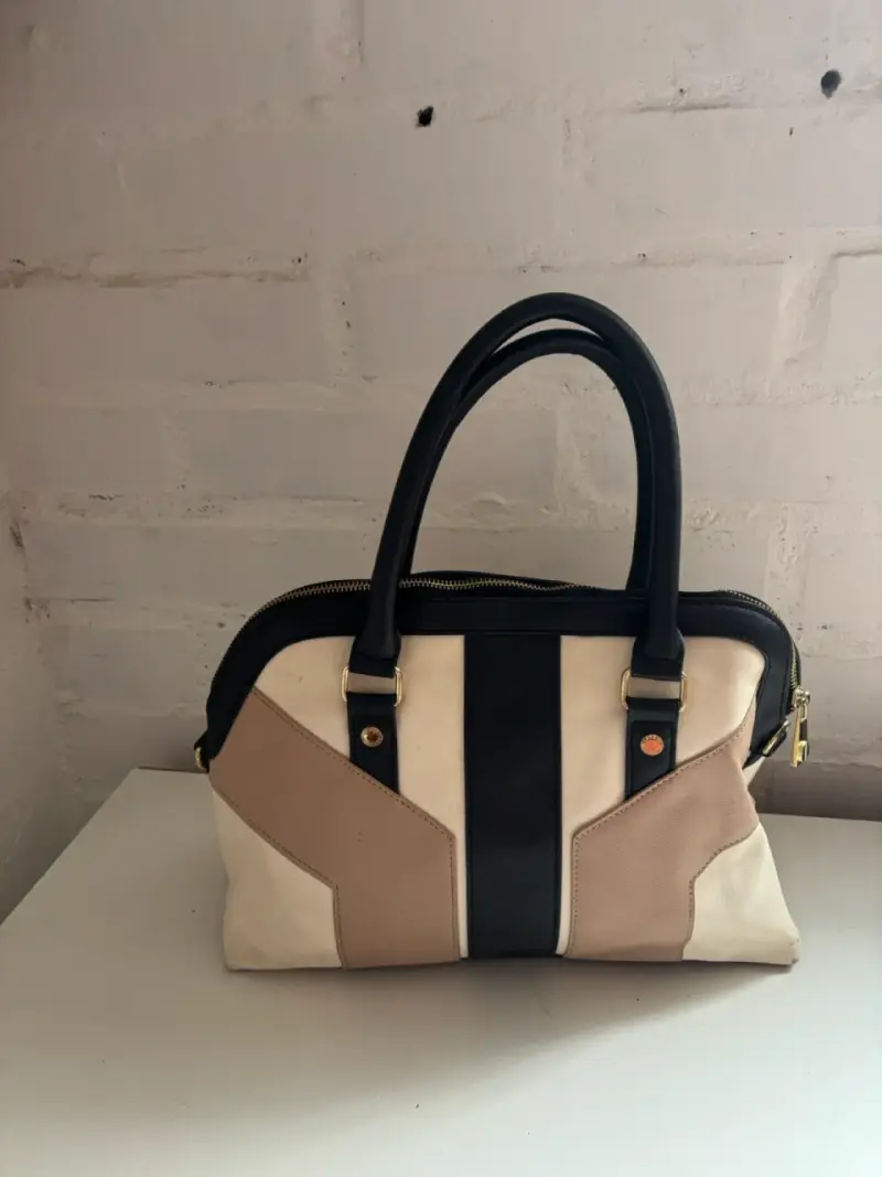 Bolso Steve Madden bicolor elegante - 4