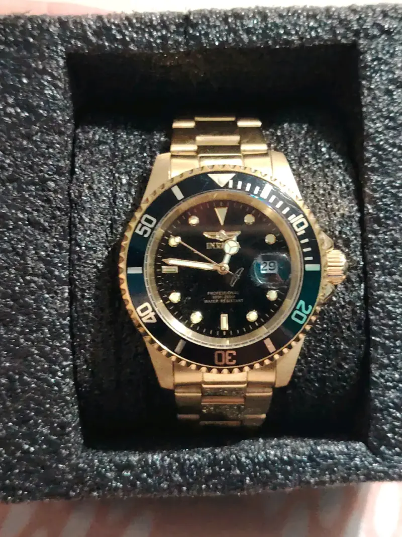 Reloj dorado Invicta profesional resistente al agua - 6