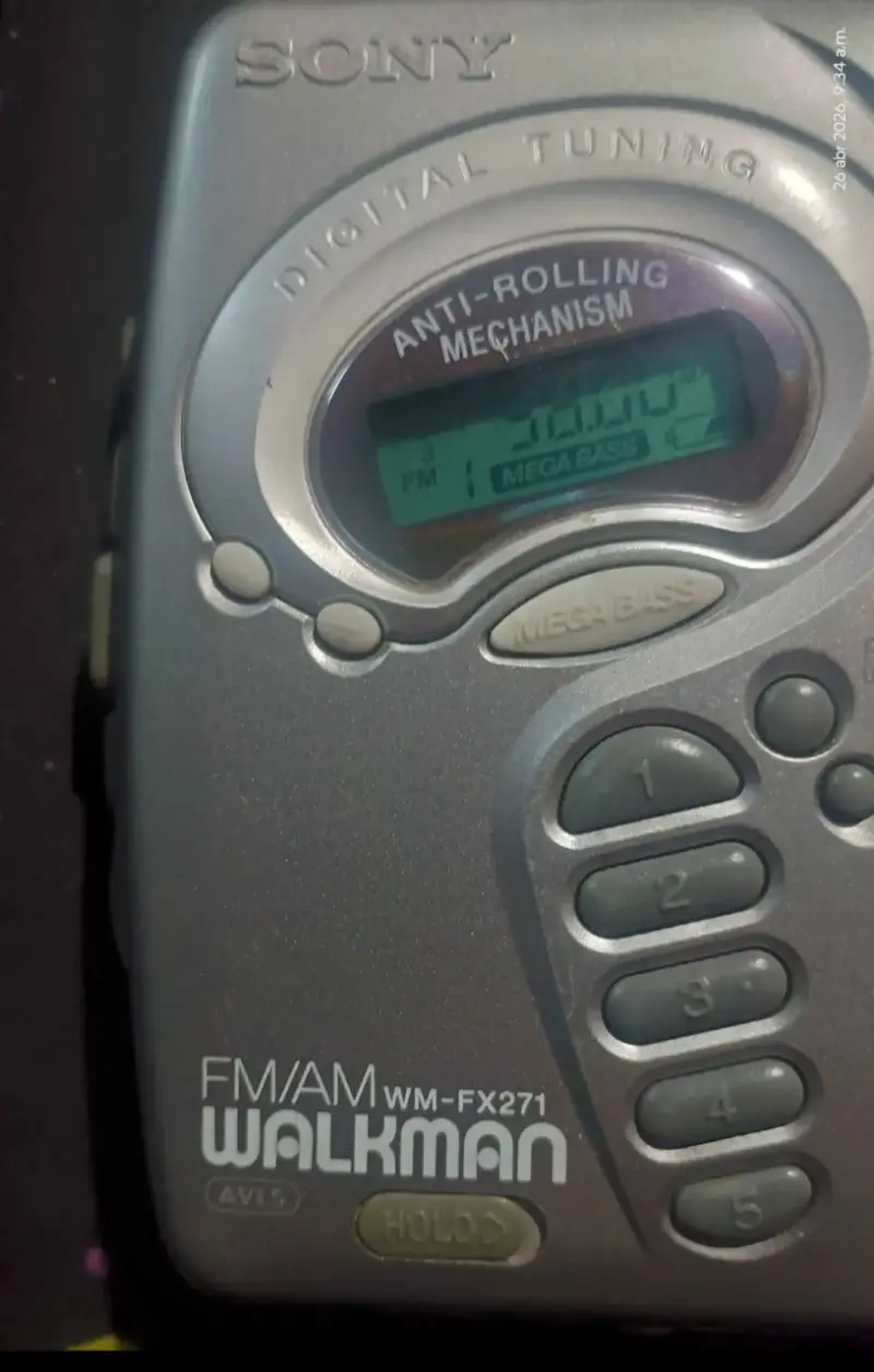 Walkman Sony con radio FM y Mega Bass para mantenc - 4
