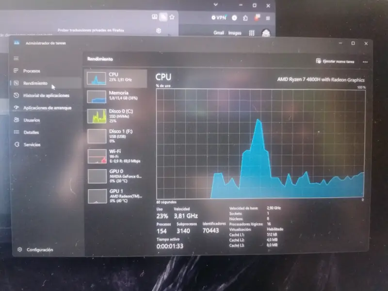 Laptop HP con teclado retroiluminado Ryzen 7 - 3