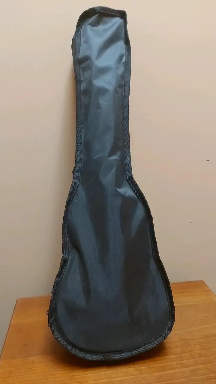 Ukulele soprano de caoba marca Alaguez - 6