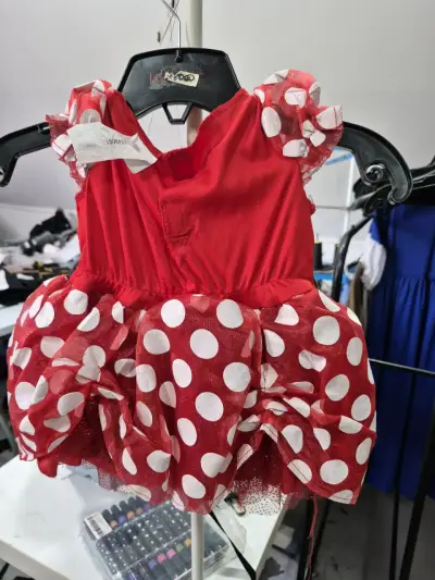 Disfraz infantil de Minnie Mouse rojo para 1 año - miniatura 2