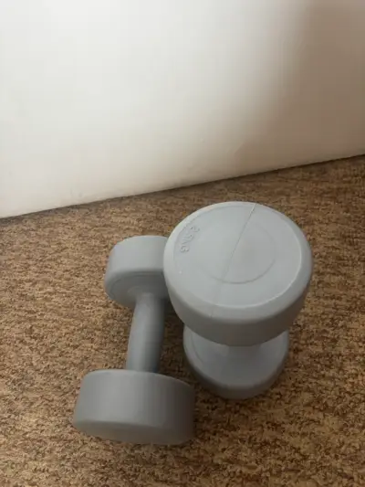 Mancuernas de 2.5 kg color gris - miniatura 2