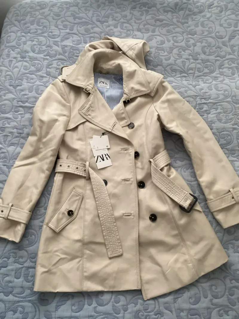 Trench coat beige Zara nuevo! con capucha TS - 1