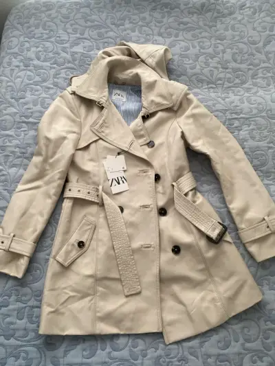 Trench coat beige Zara nuevo! con capucha TS - miniatura 1