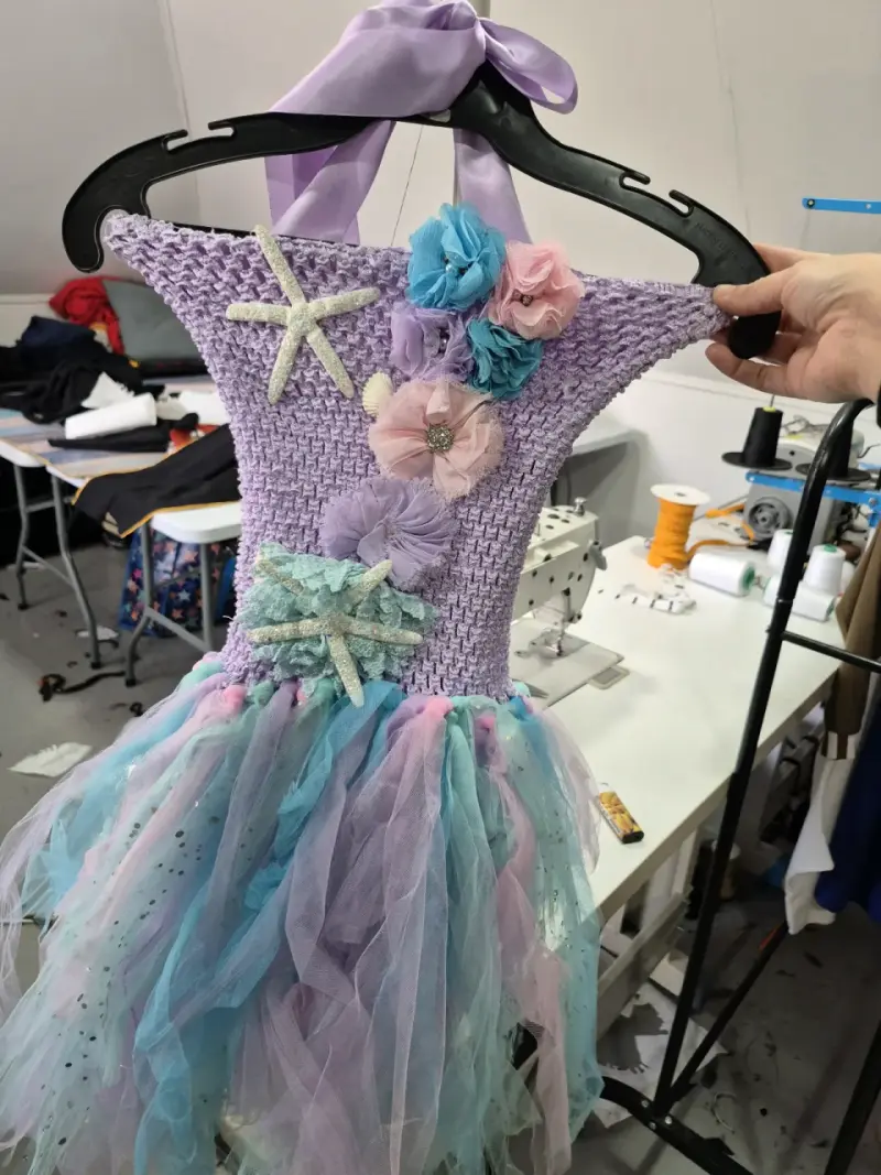 Disfraz de niña estilo sirena con flores talla 8