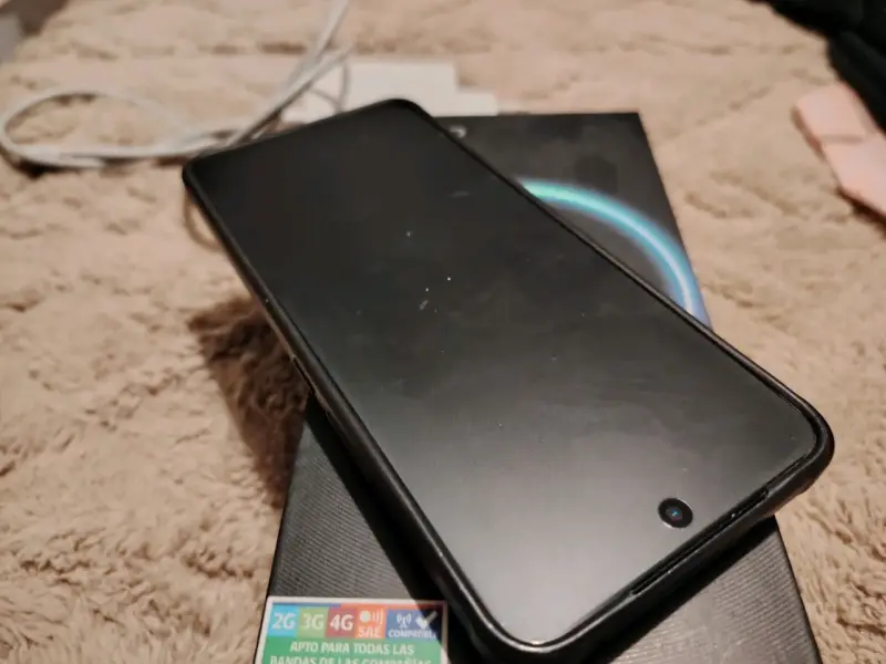 Smartphone Vivo V50 Lite 5G con cargador - 2