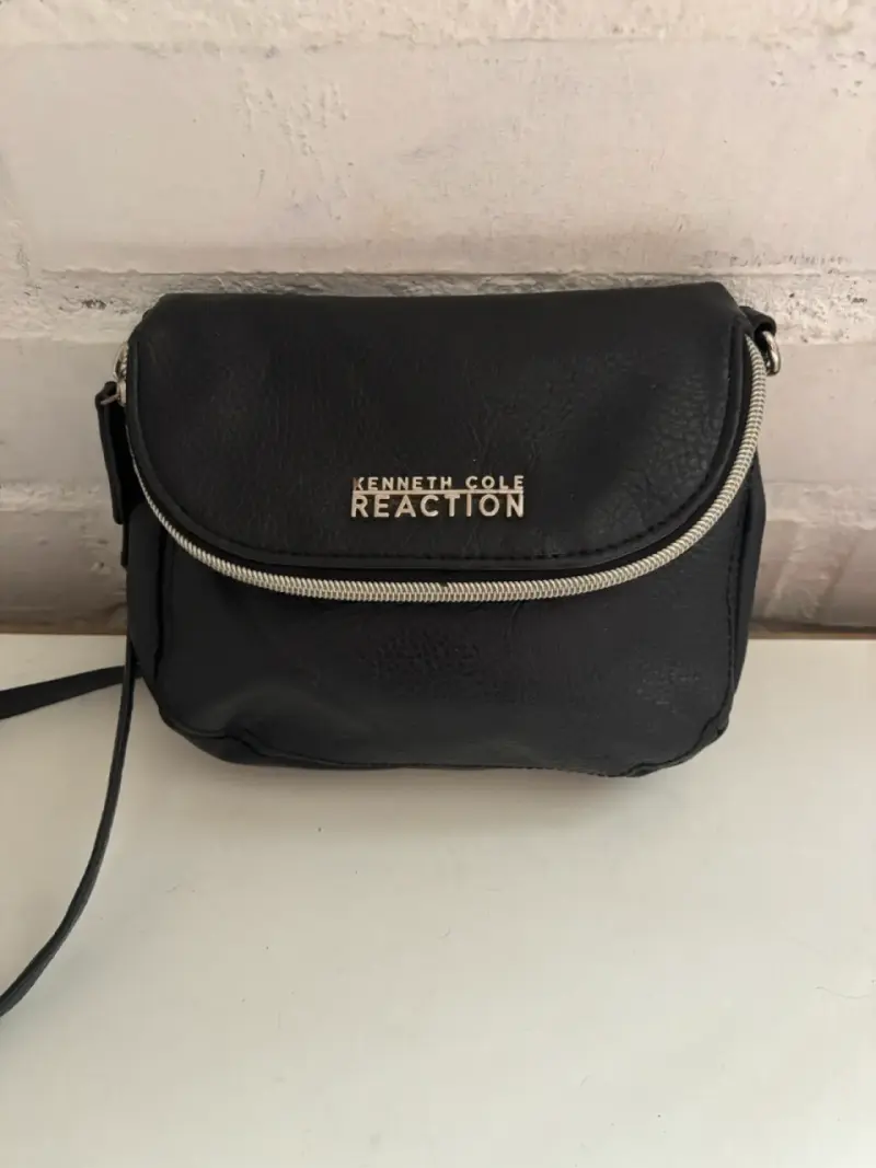 Cartera negra Kenneth Cole Reaction - 3