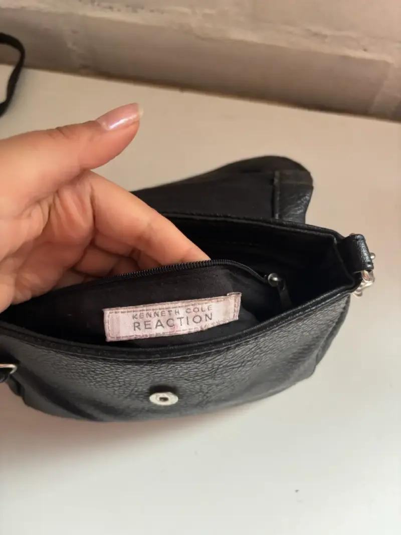 Cartera negra Kenneth Cole Reaction - 4
