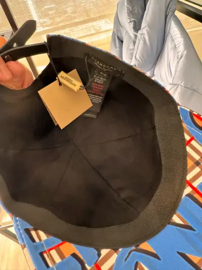Gorra de diseño Burberry estilo casual - miniatura 5