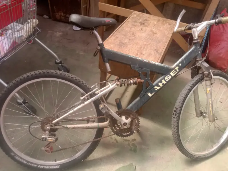 Bicicleta Lahsen de montaña usada