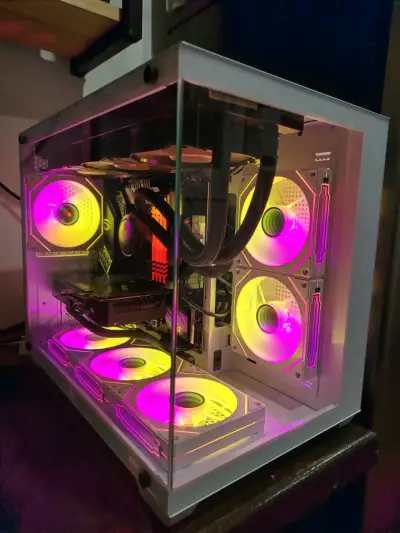 PC Gamer con iluminación Argb - miniatura 1