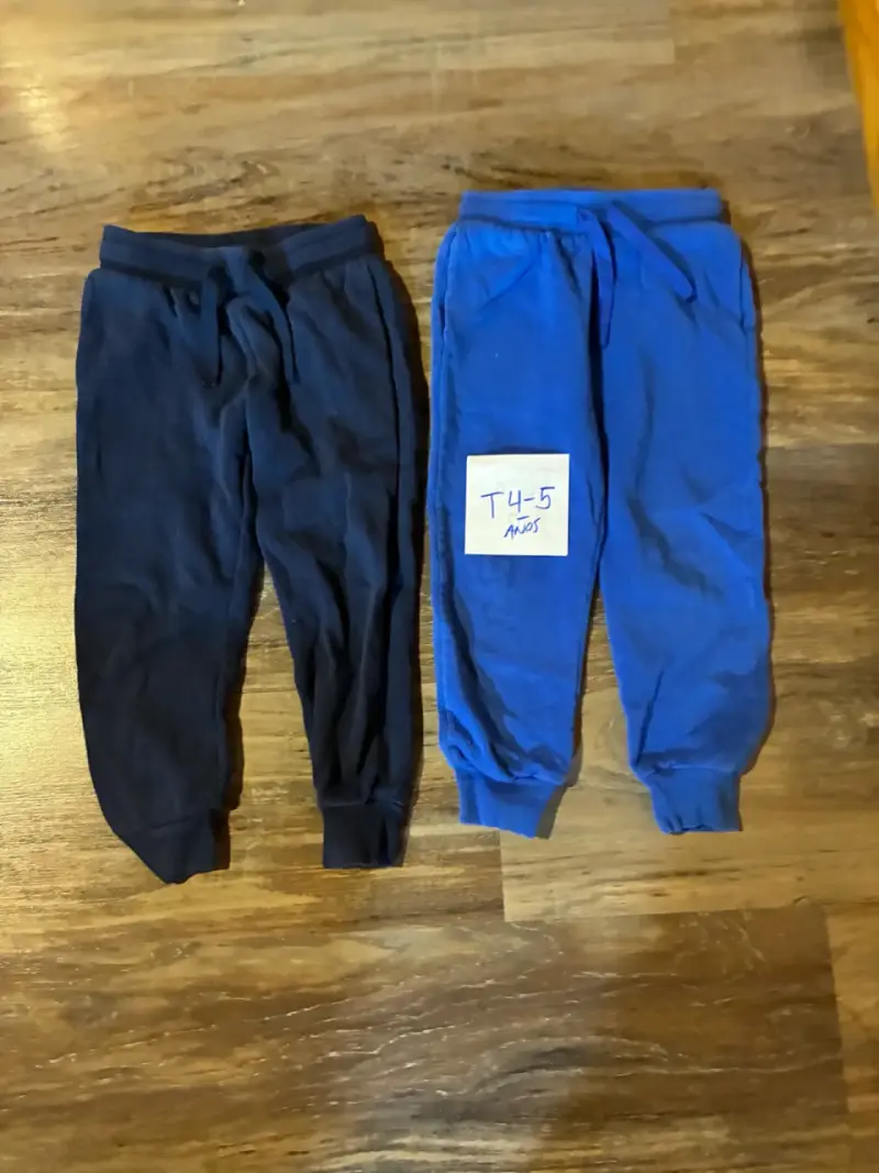 Pantalones de niño talla 4-5 años marca HyM