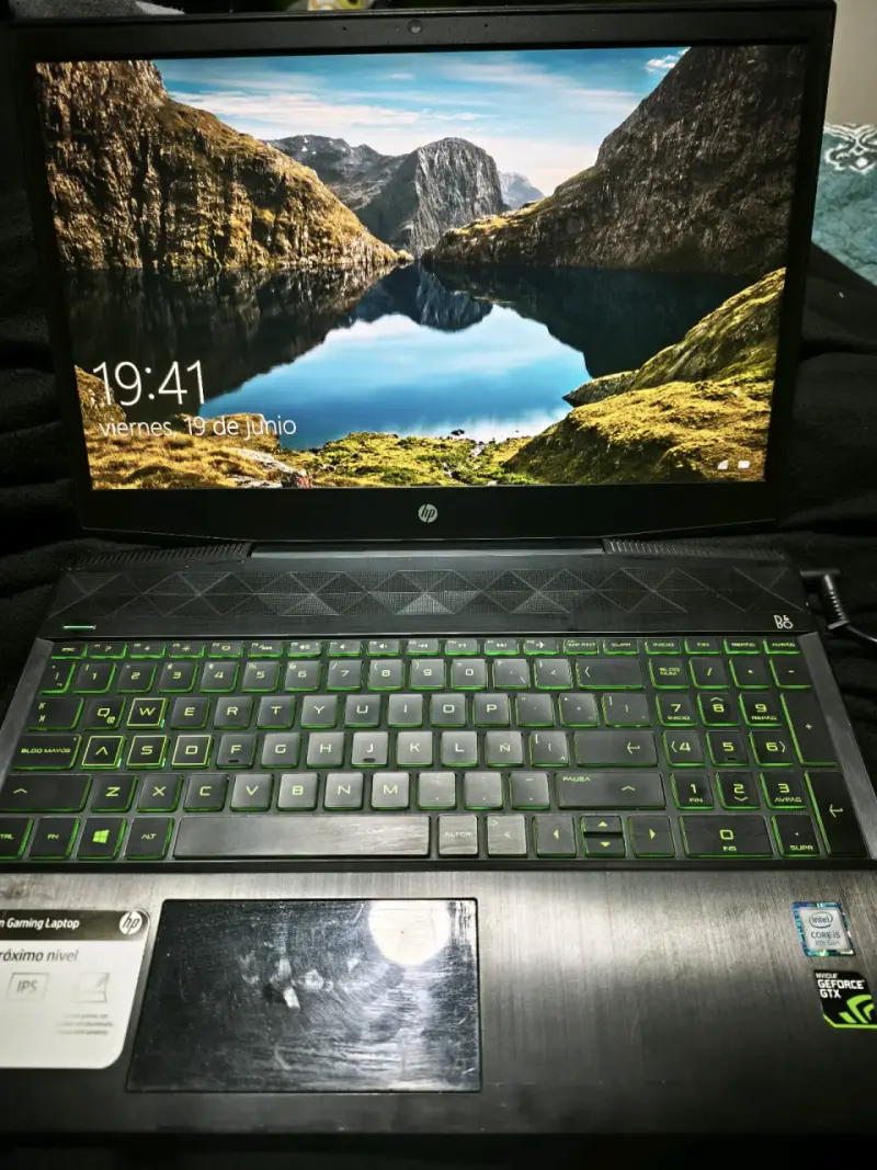 Laptop HP Pavilion Gaming - 3