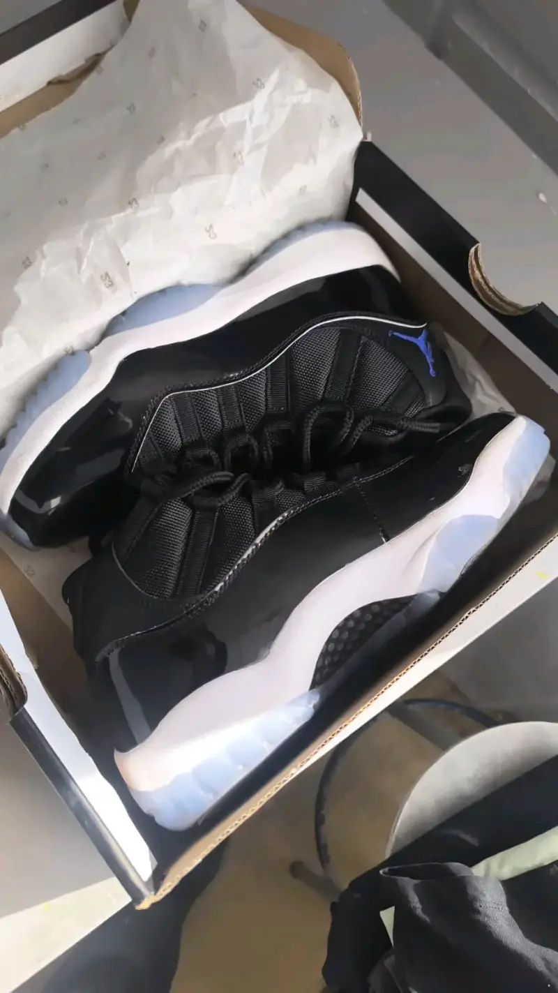 Zapatillas Air Jordan 11 Retro Black/Concord - 3