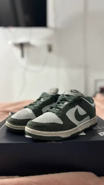 Nike dunk low next nature gamuza verde - miniatura 2