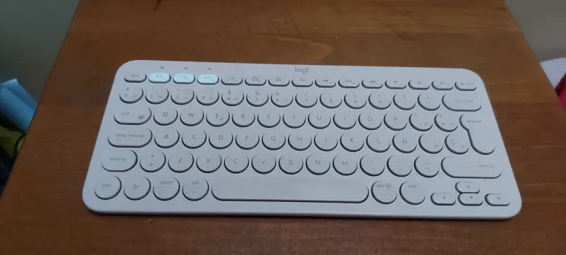 Teclado inalámbrico Logitech K380 rosado - 2