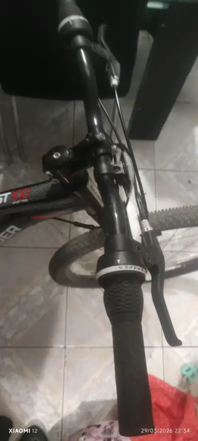 Bicicleta Rockrider 100 MTB negra - miniatura 2