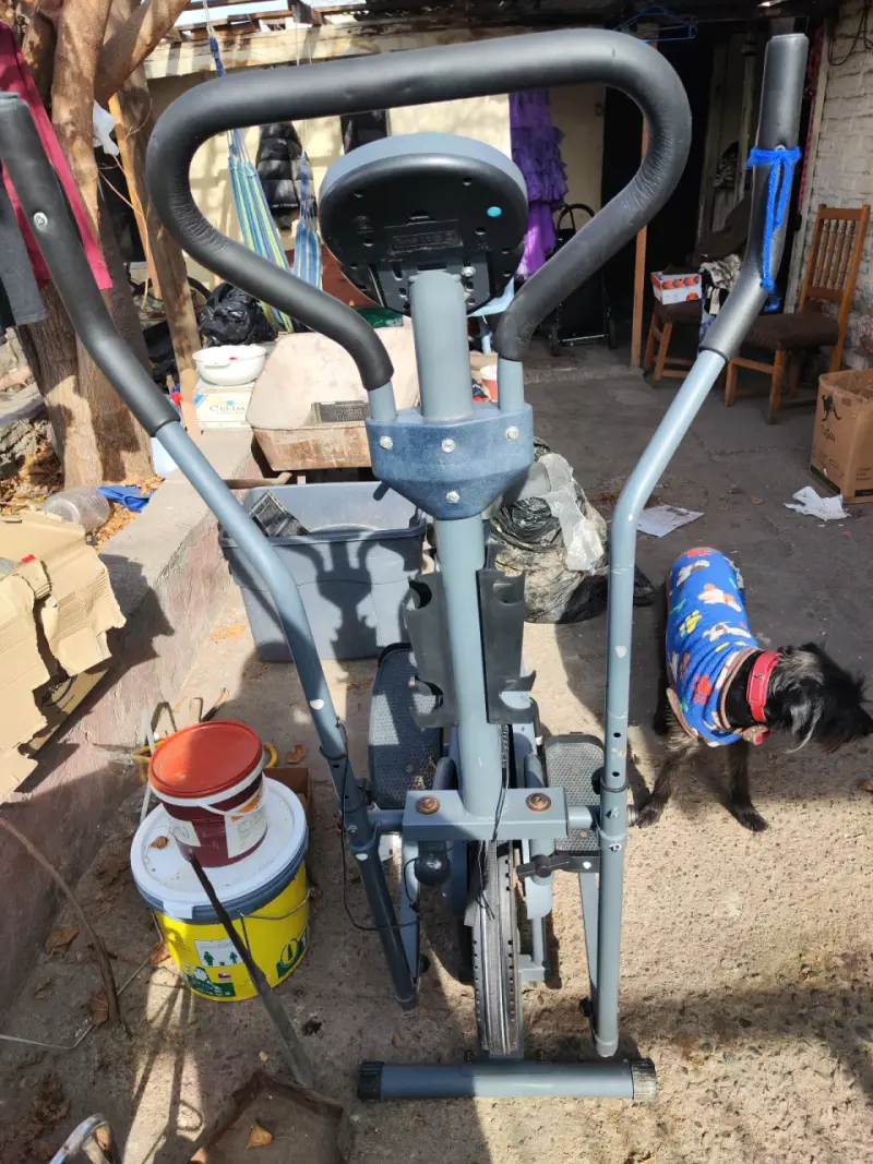 Bicicleta elíptica para ejercicio en casa - 2