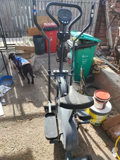 Bicicleta elíptica para ejercicio en casa - miniatura 3