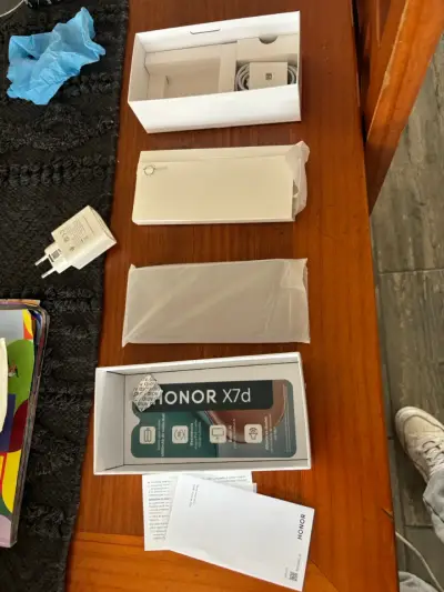 Smartphone Honor X7d nuevo en caja - miniatura 3
