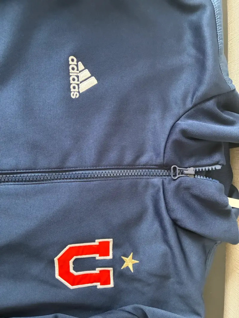 Polerón Adidas Universidad de Chile. Original. - 4