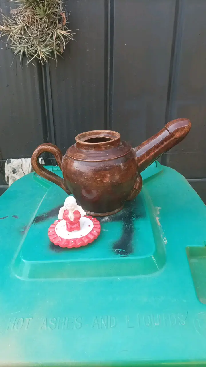 Tetera de cerámica con diseño único - 2