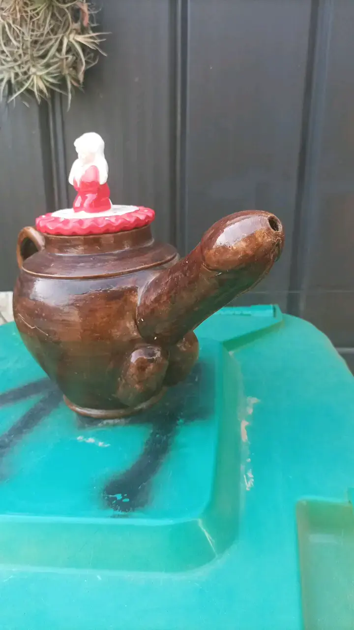 Tetera de cerámica con diseño único - 3