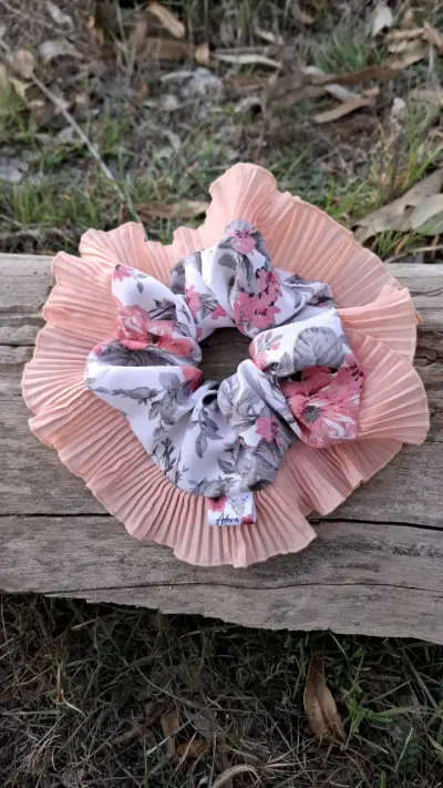 Coletero floral plisado Adara - miniatura 1