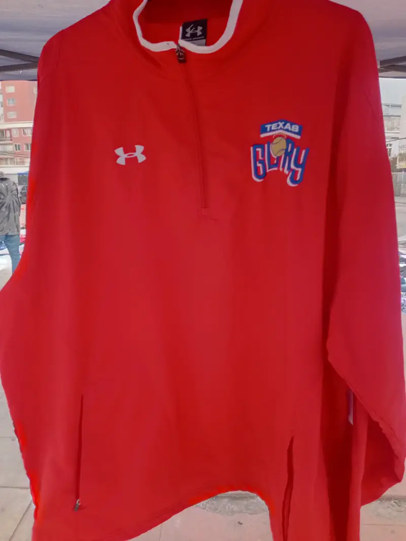 Polerón de tela cortaviento rojo Under Armour - 1