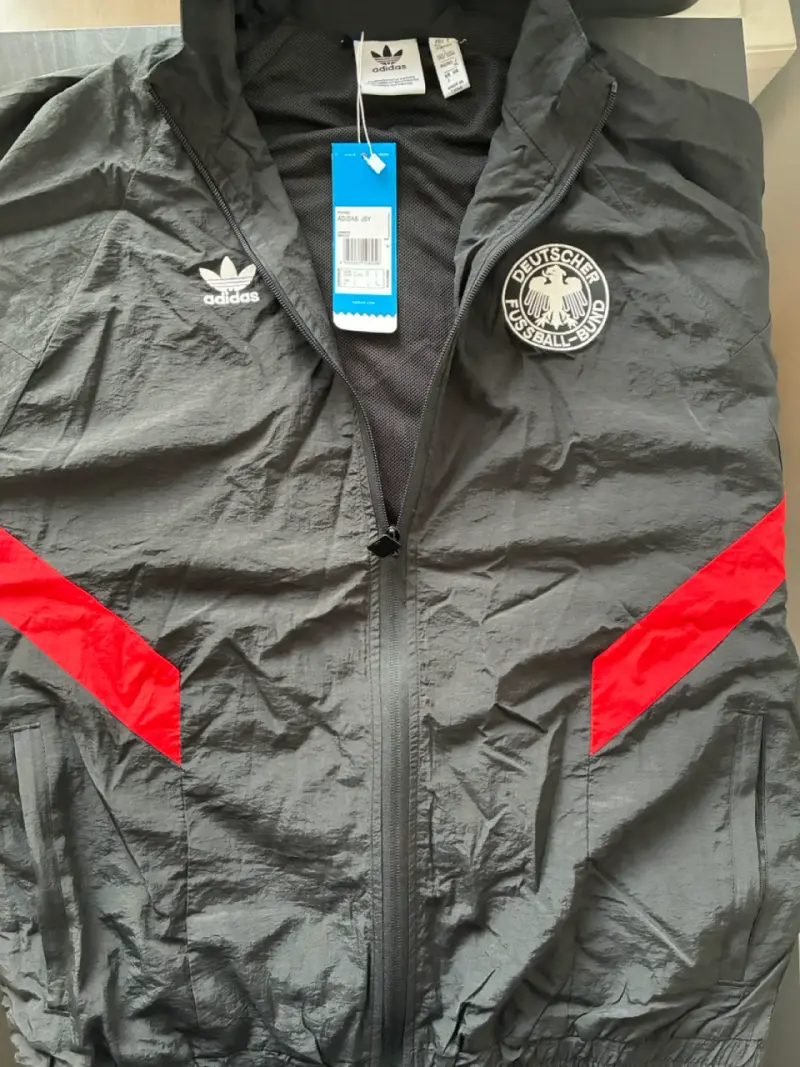 Cortavientos Adidas Originals, selección Alemania. - 4