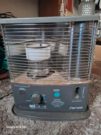 Estufa a parafina casi nueva muy poco uso - miniatura 4