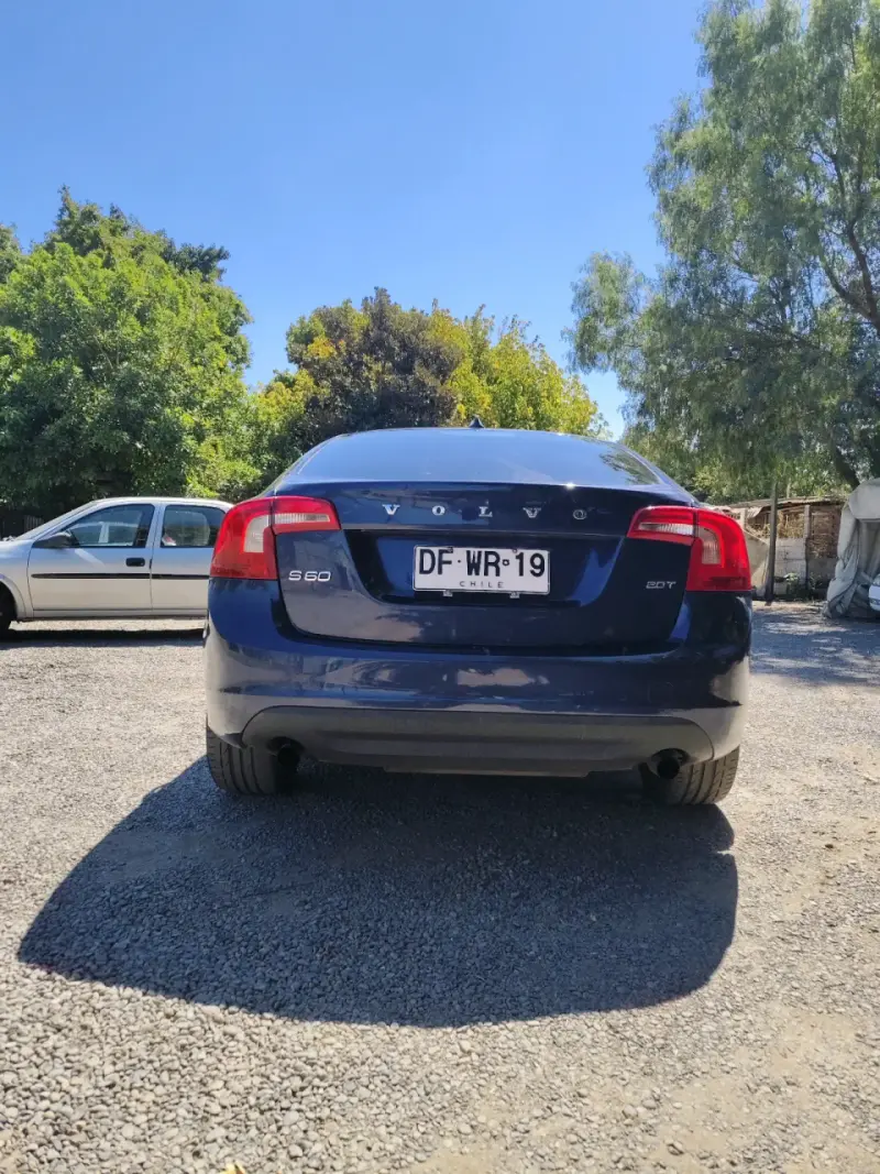 Volvo S60 2.0 T al día todo funcionando - 4
