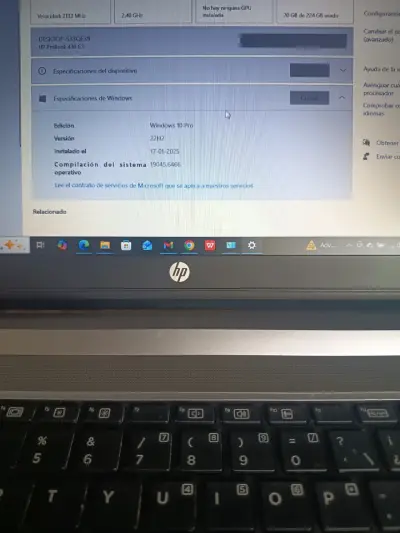 Laptop HP ProBook 430 G3 con Windows 10 Pro - miniatura 1