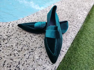 Mocasines de terciopelo verde esmeralda - miniatura 2
