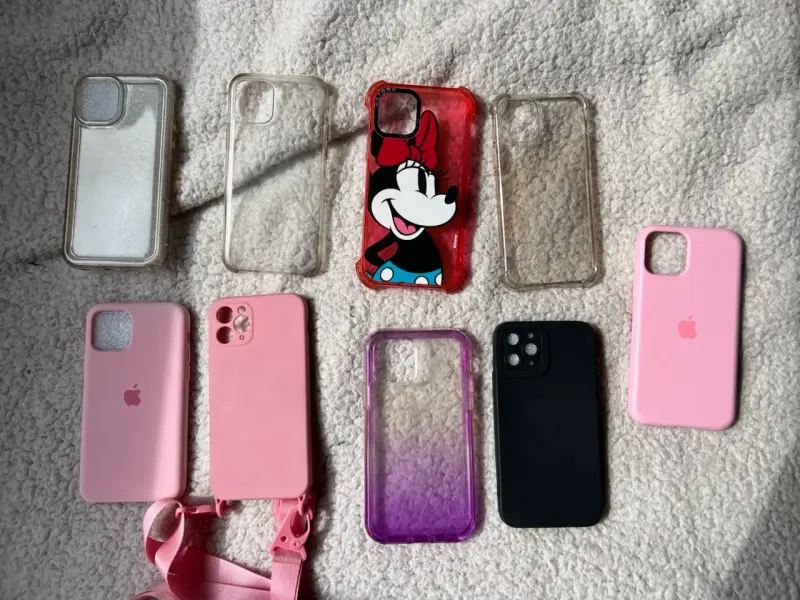 Set de carcasas para iPhone 11 Pro variadas - 1