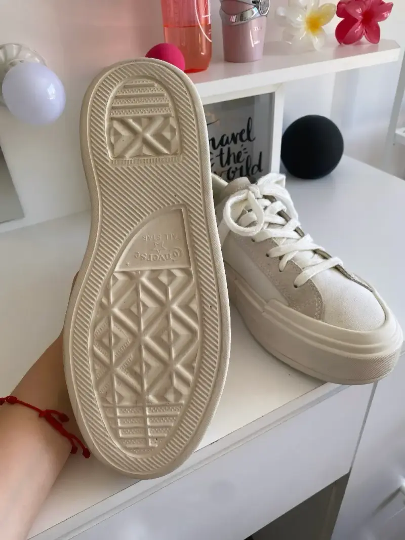 Zapatillas blancas casuales de lona - 2