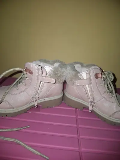 Botas rosadas para niña con forro cálido - miniatura 2