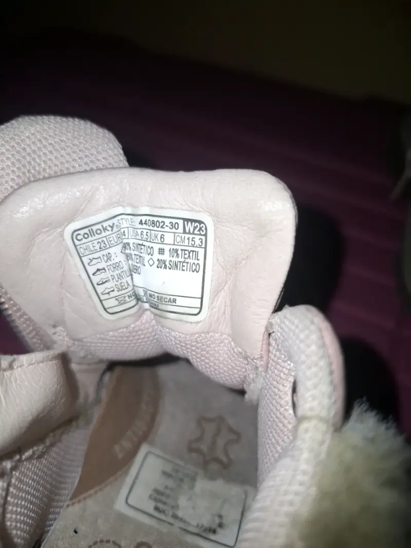 Botas rosadas para niña con forro cálido - 3