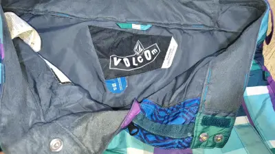 Pantalón térmico Volcom talla S - miniatura 3