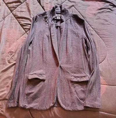 Chaqueta de felpa con capucha y estampado animal - miniatura 4
