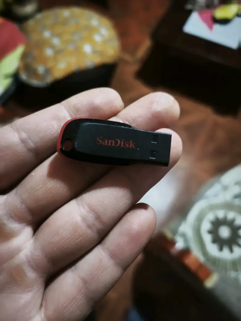 Pendrive SanDisk USB 16GB negro - 1
