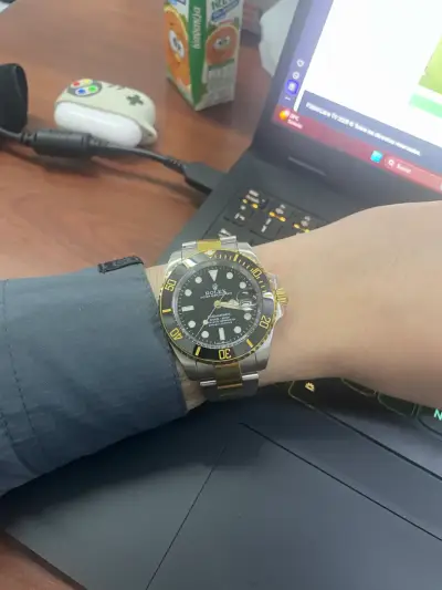 Reloj de pulsera bicolor elegante - miniatura 4