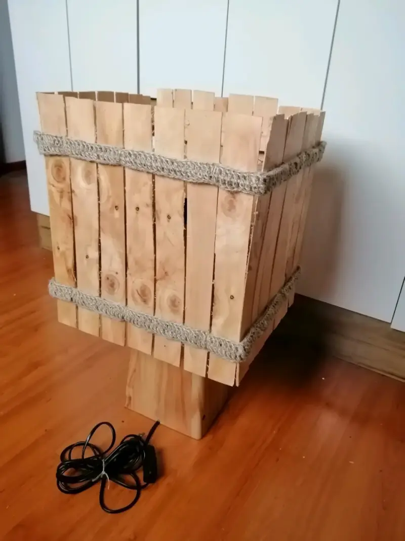 Lámpara de madera de Ciprés artesanal - 2