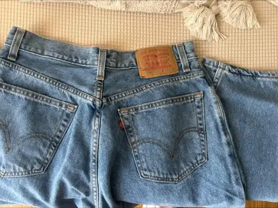 Jeans Levi's 560 Talla W32 L30Comfort Fit azul - miniatura 3