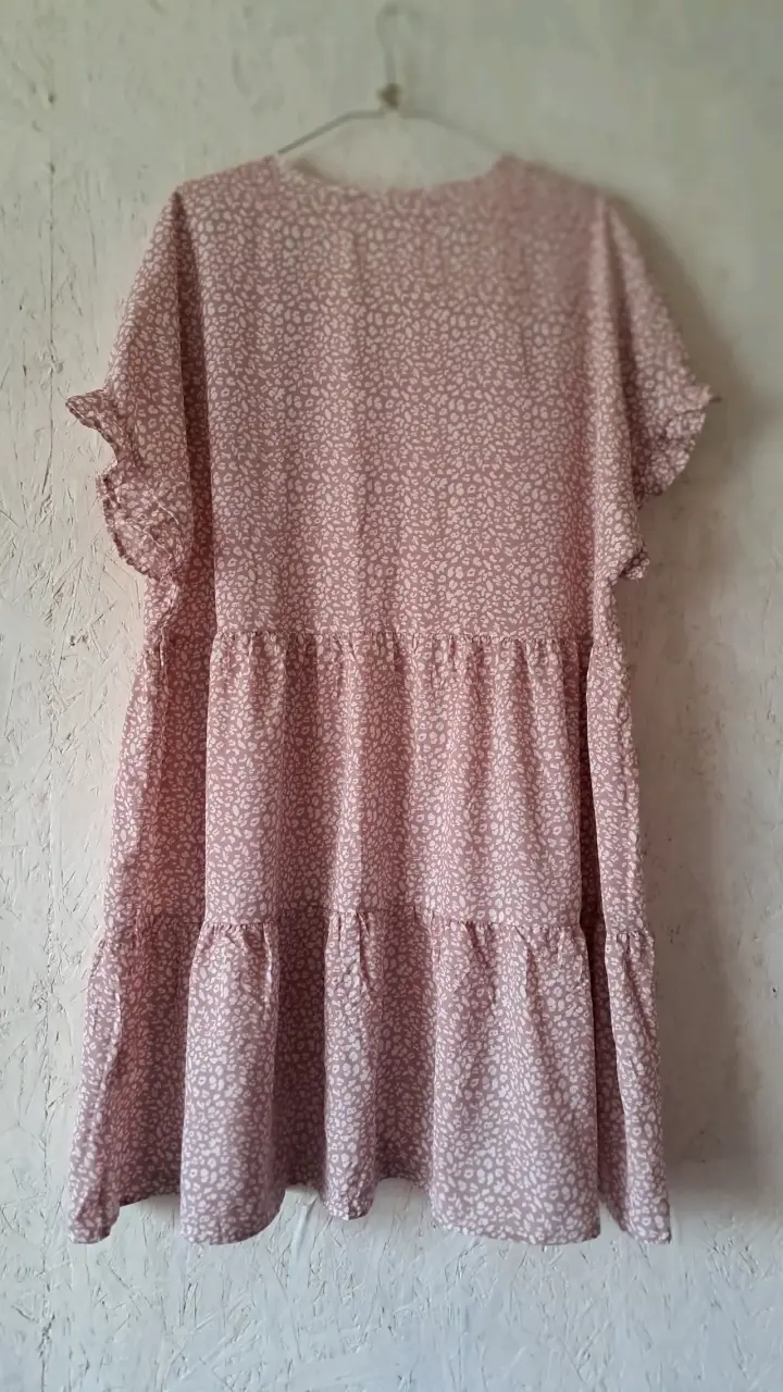 Vestido rosa con estampado floral - 2