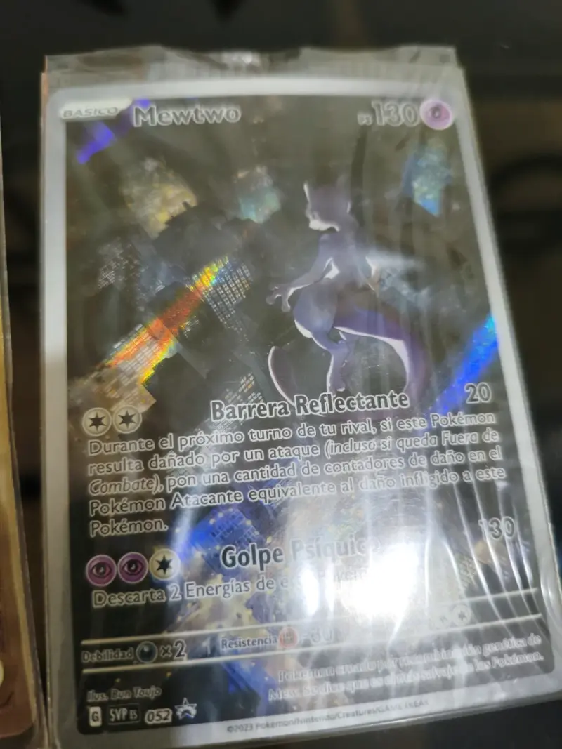 151 ultra premium colección Mew y Mewtwo holograf - 3
